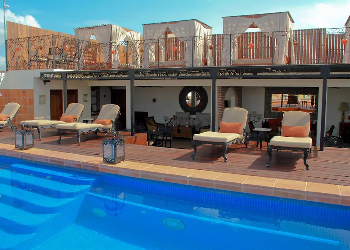 La Pasion Colonial Boutique By Bunik Hotel 4*